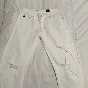 AG White The Everett slim straight 31/34 distressed jeans